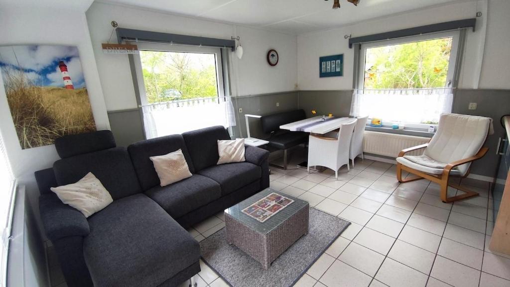 Vakantiehuis Hollum Ameland Dichtbij Strand En Met Ruime Tuin - Ameland39 Nl Buitenkant foto