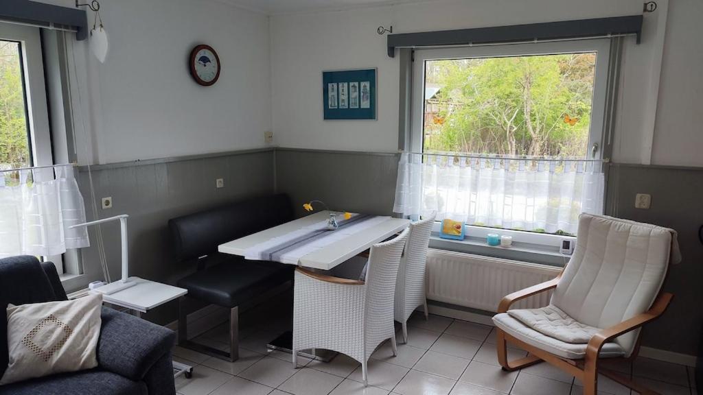 Vakantiehuis Hollum Ameland Dichtbij Strand En Met Ruime Tuin - Ameland39 Nl Buitenkant foto